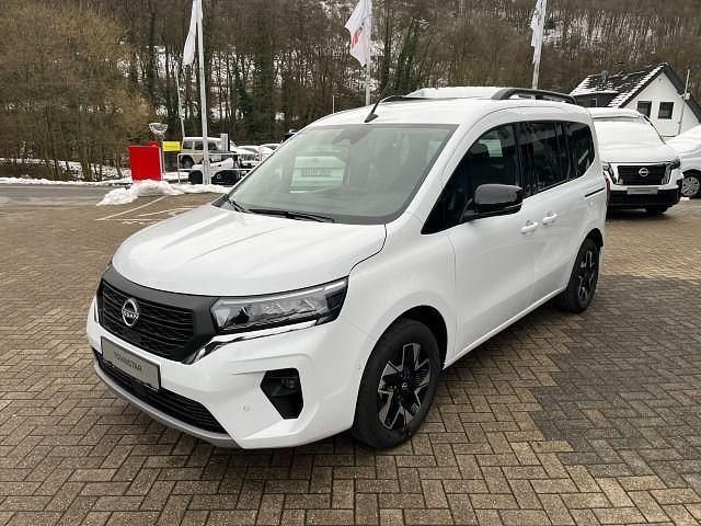 Neu Nissan Townstar Tekna 131 PS (96 kW) 2025 Schwarz Kombi