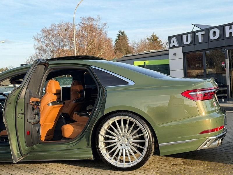 Gebraucht Audi S8 Ambiente 571 PS (419 kW) 2022 Grün Limousine