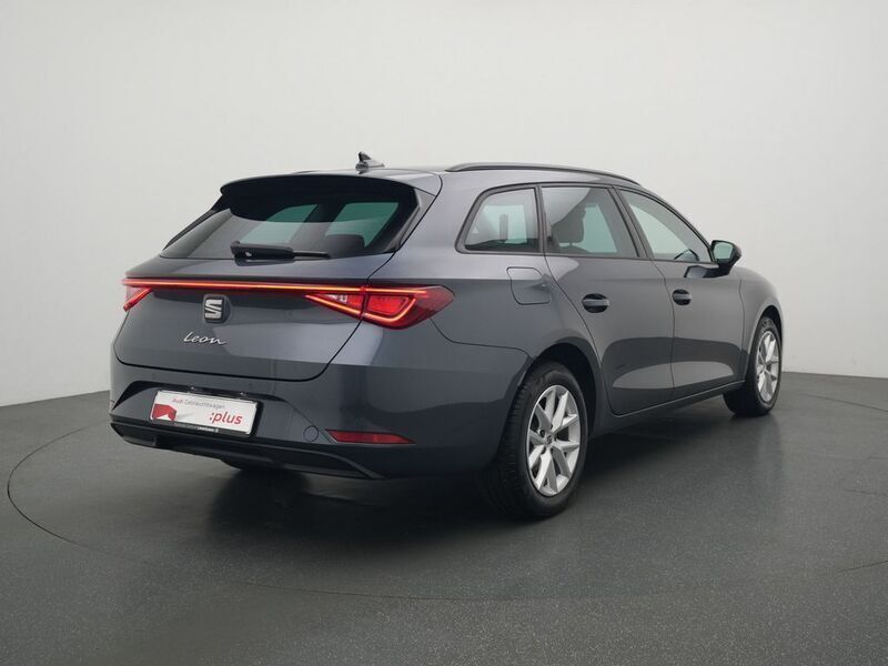 Gebraucht Seat Leon 110 PS (80 kW) 2024 Magnetic grau Kombi