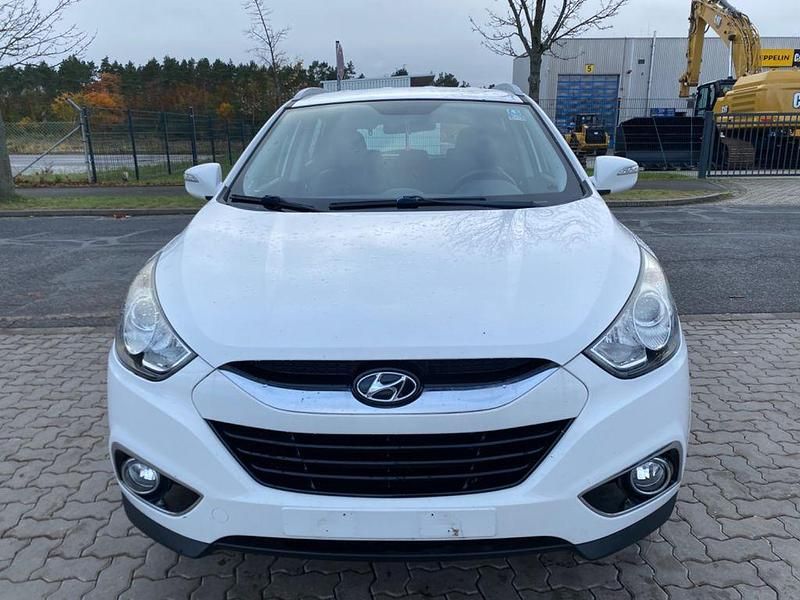 Gebraucht Hyundai ix35 Style 116 PS (85 kW) 2012 Weiß SUV