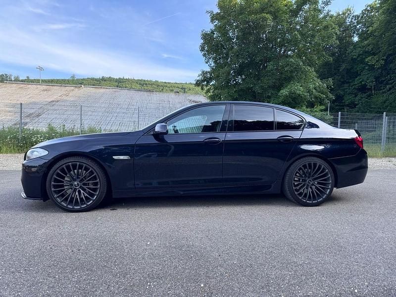 Gebraucht BMW 525 M Sport 218 PS (160 kW) 2012 Schwarz Limousine
