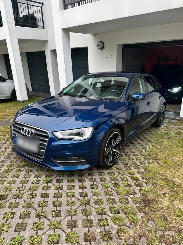 Blau Gebraucht 2016 Audi A3 Kleinwagen | 11.999 € (Fairer Preis) - Bild 1/4