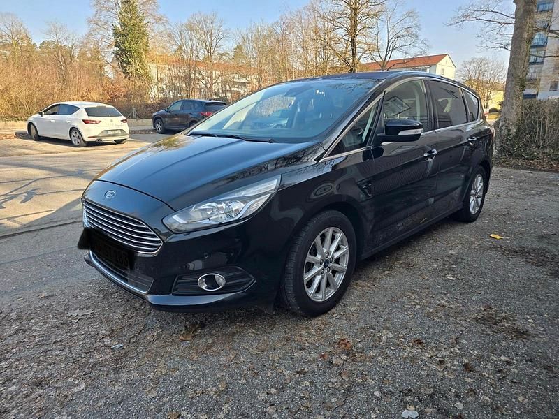 Gebraucht Ford S-MAX S 180 PS (132 kW) 2016 Schwarz Van / Kleinbus