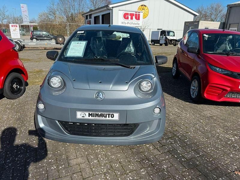 Neu Aixam Minauto 2025 Weiß Kleinwagen