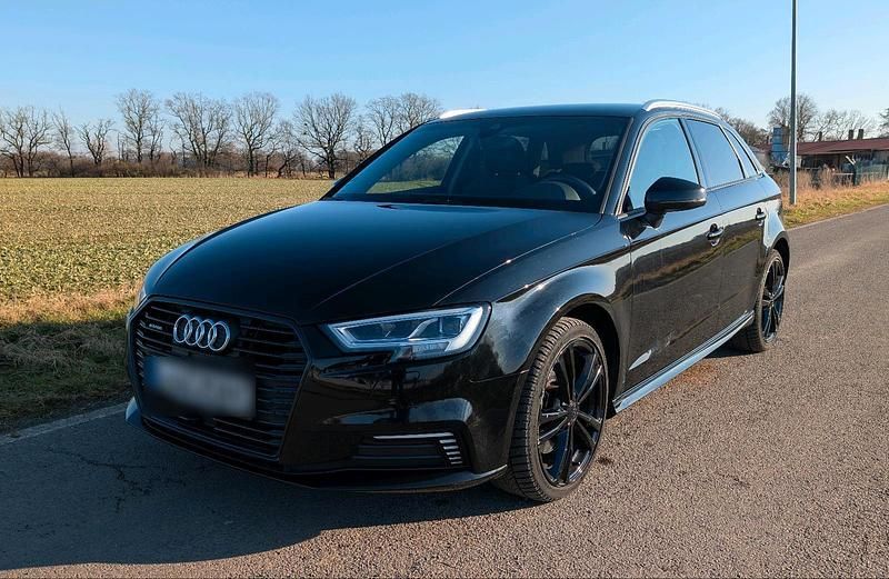 Schwarz Gebraucht 2020 Audi A3 Sport Limousine | 16.500 € (Superpreis) - Bild 1/4