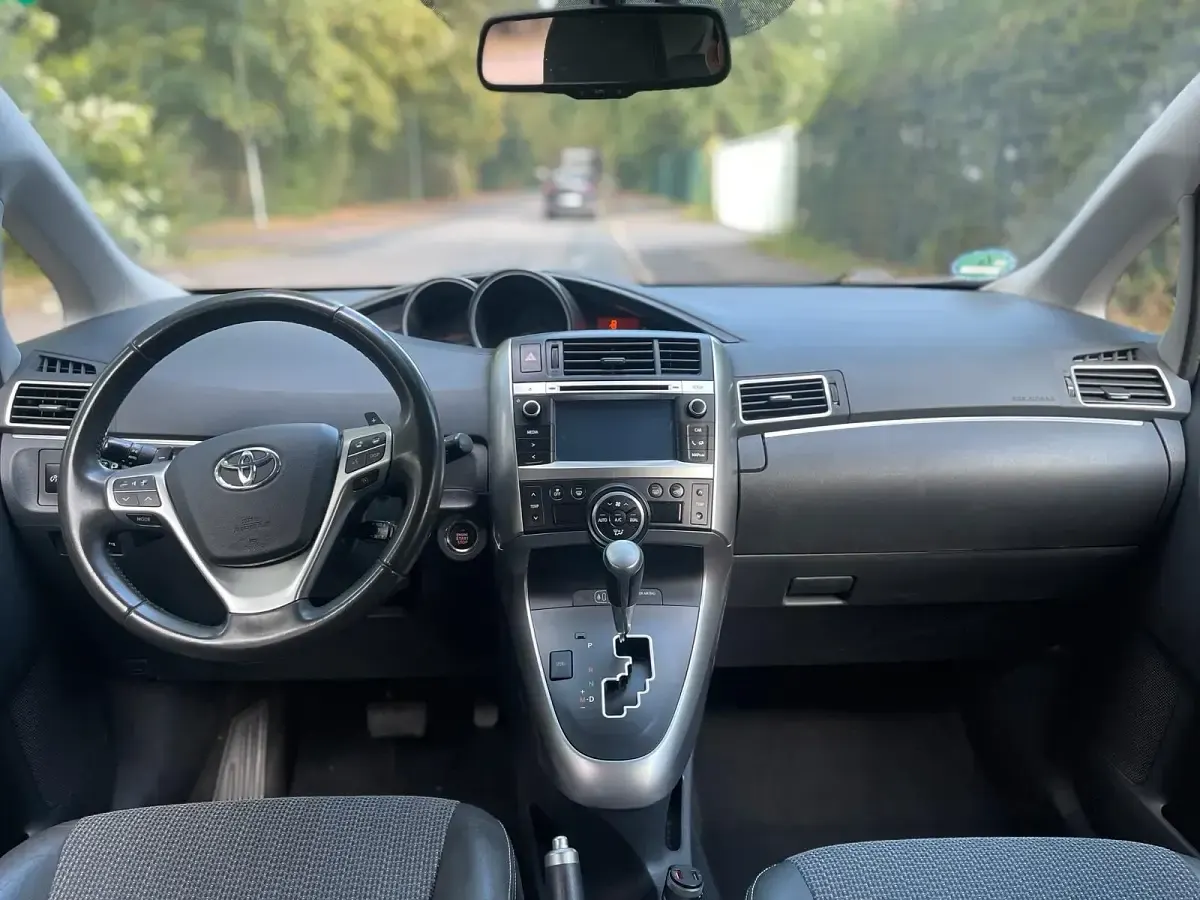 Gebraucht Toyota Verso 147 PS (108 kW) 2015 Van / Kleinbus