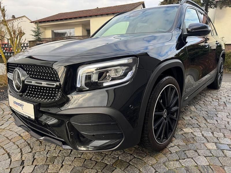 Gebraucht Mercedes GLB220 AMG 190 PS (139 kW) 2023 Schwarz SUV