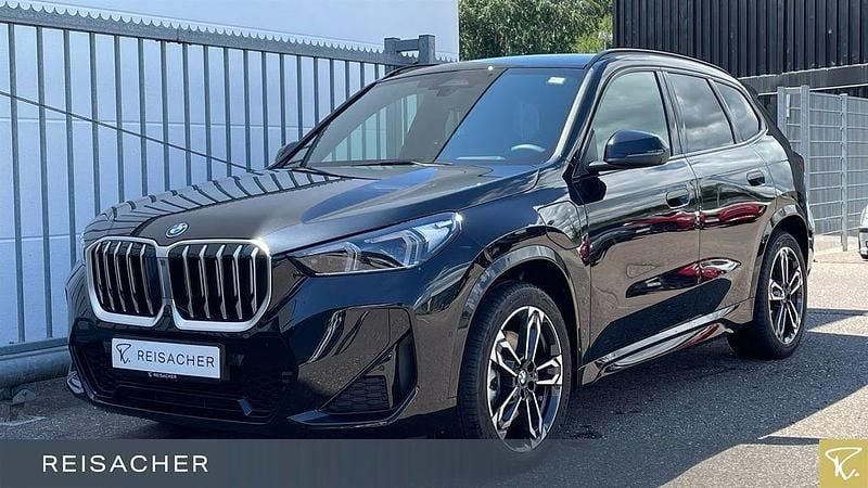 Schwarz Neu 2025 BMW X1 M Sport SUV | 57.849 € (Guter Preis) - Bild 1/4