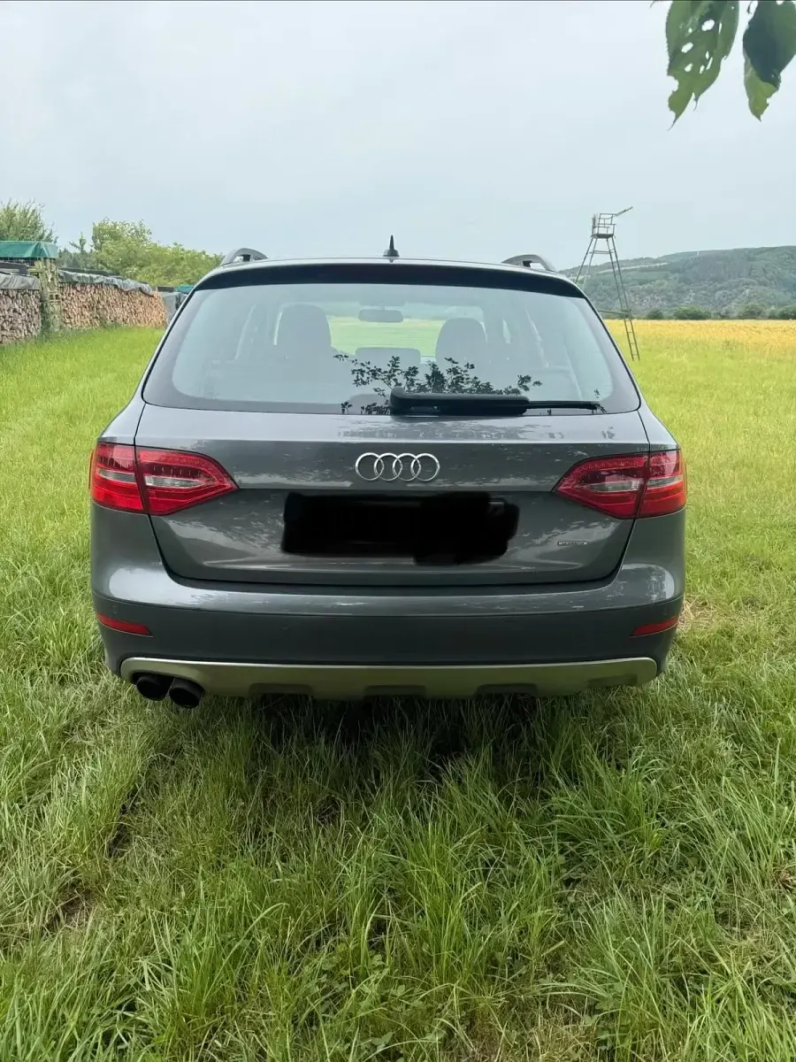 Gebraucht Audi A4 Allroad Ambiente 179 PS (131 kW) 2014 Grau Kombi