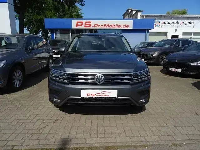 Gebraucht VW Tiguan Allspace Highline 190 PS (139 kW) 2019 Grau SUV