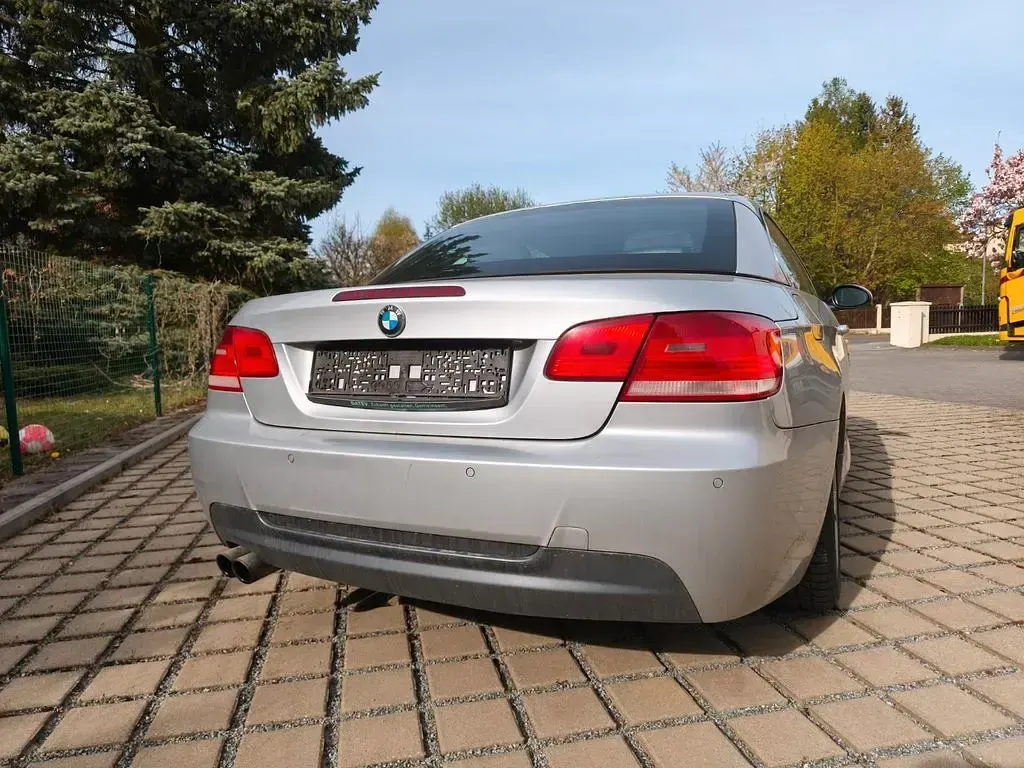 Gebraucht BMW 325 218 PS (160 kW) 2007 Silber Cabrio
