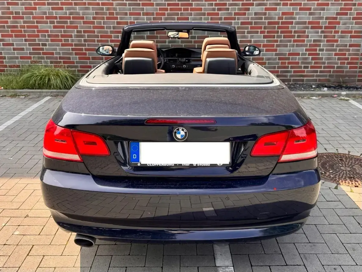 Gebraucht BMW 320 Cabriolet 177 PS (130 kW) 2008 Blau Cabrio