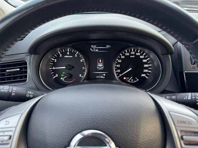 Gebraucht Nissan Pulsar 360º 116 PS (85 kW) 2015 Schwarz Limousine