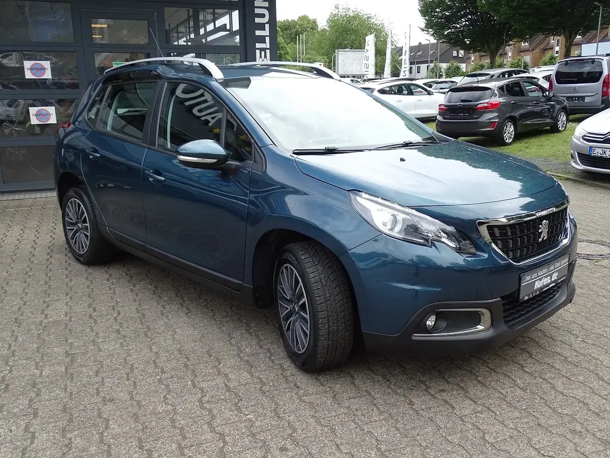 Gebraucht Peugeot 2008 Active 82 PS (60 kW) 2017 Grün metallic SUV