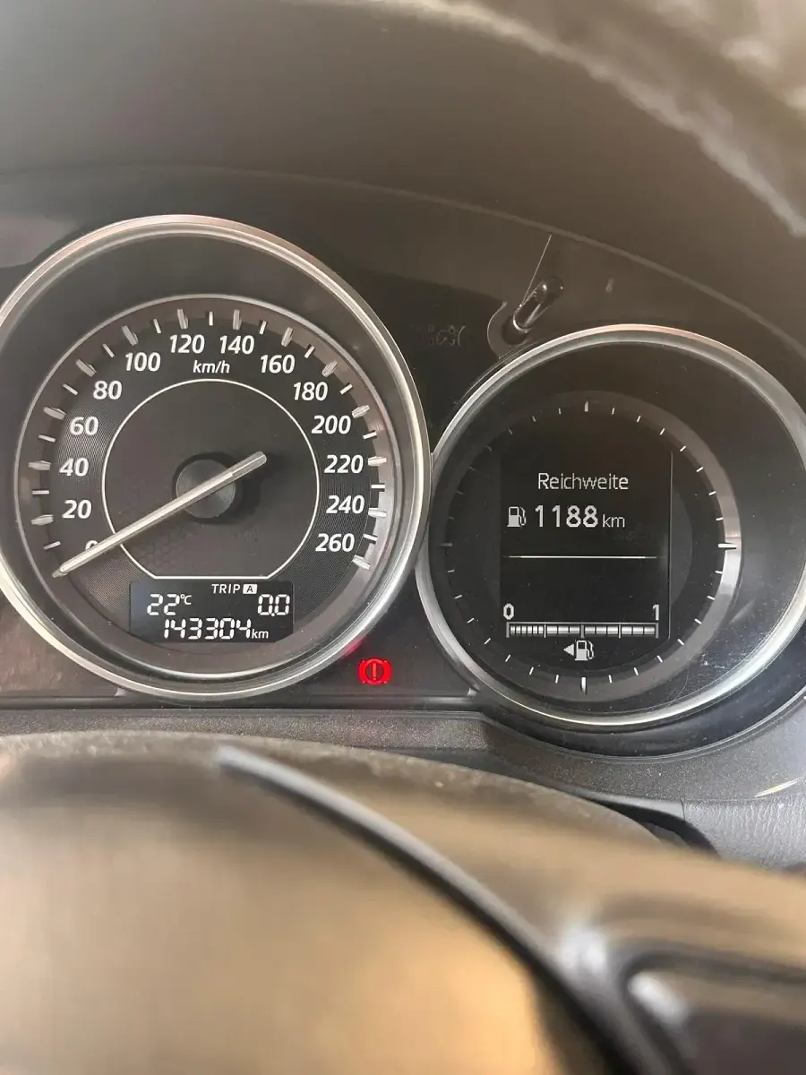 Gebraucht Mazda 6 150 PS (110 kW) 2015 Schwarz Kombi