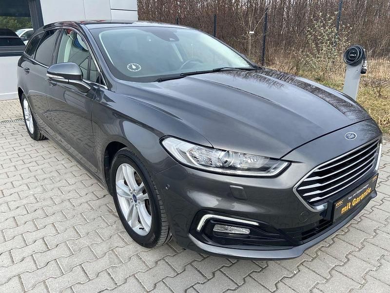 Gebraucht Ford Mondeo Titanium 150 PS (110 kW) 2019 Grau Limousine
