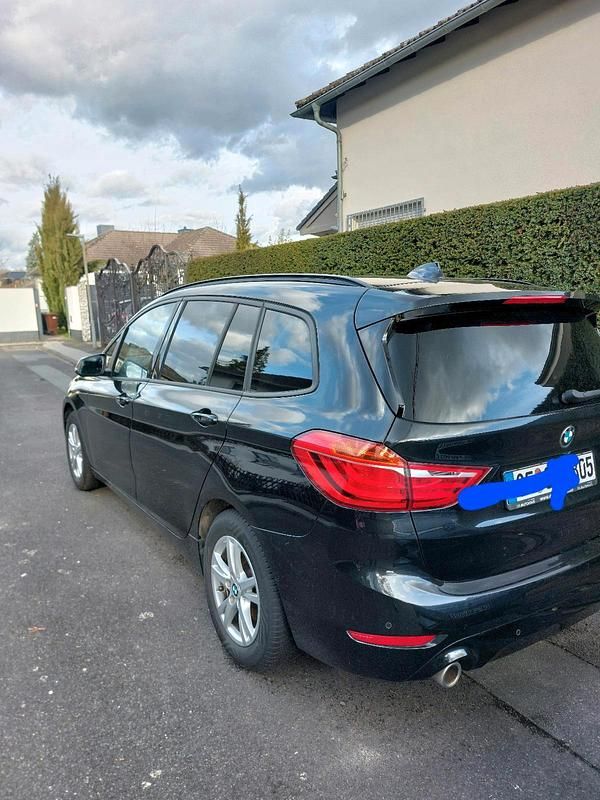 Gebraucht BMW 218 Advantage 140 PS (102 kW) 2019 Schwarz Kombi