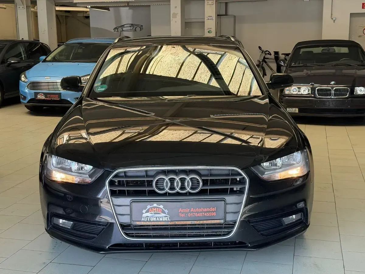 Gebraucht Audi A4 Ambiente 120 PS (88 kW) 2013 Schwarz Kombi