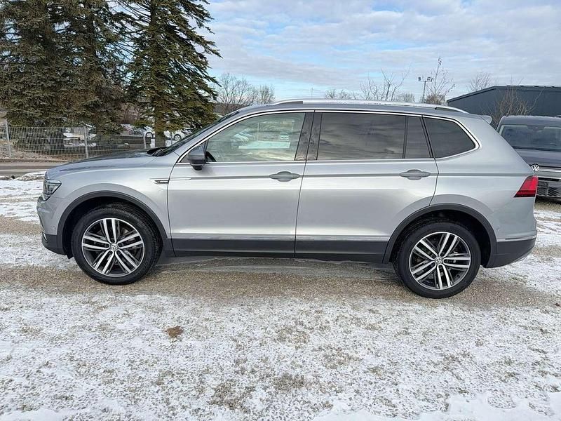Gebraucht VW Tiguan Allspace Highline 200 PS (147 kW) 2021 Pyritsilber SUV