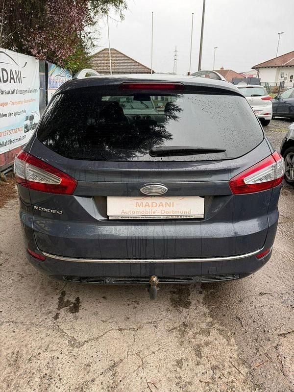 Gebraucht Ford Mondeo Titanium 160 PS (117 kW) 2012 Grau Kombi