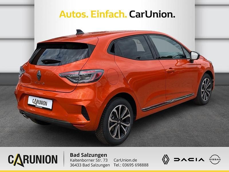 Neu Renault Clio V Techno 91 PS (66 kW) 2025 Valenciaorange metallic Limousine