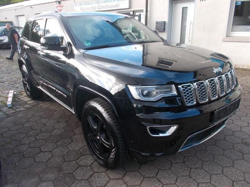 Diamond black Gebraucht 2019 Jeep Grand Cherokee Overland SUV | 17.990 € (Guter Preis) - Bild 1/4