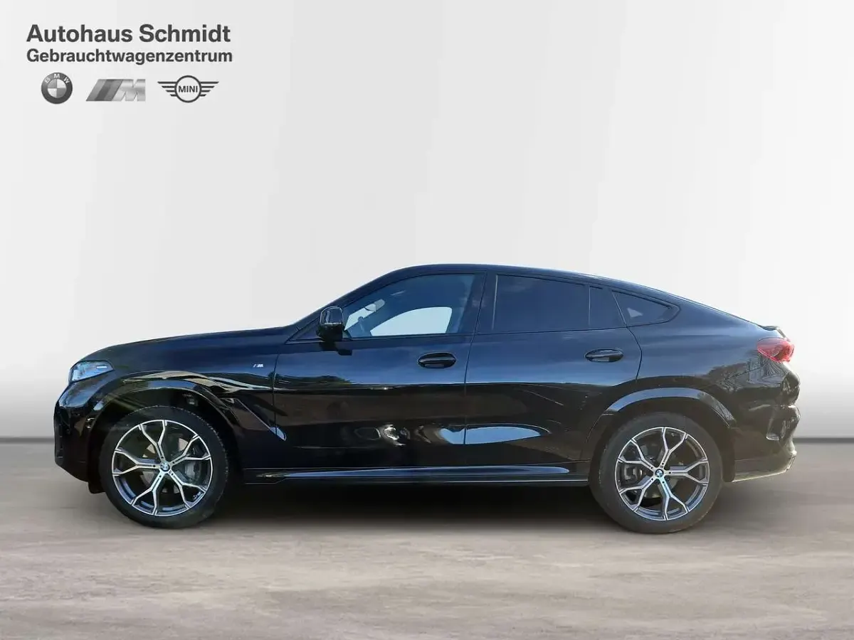 Gebraucht BMW X6 M Sport 340 PS (250 kW) 2024 Saphirschwarz (metallic) SUV