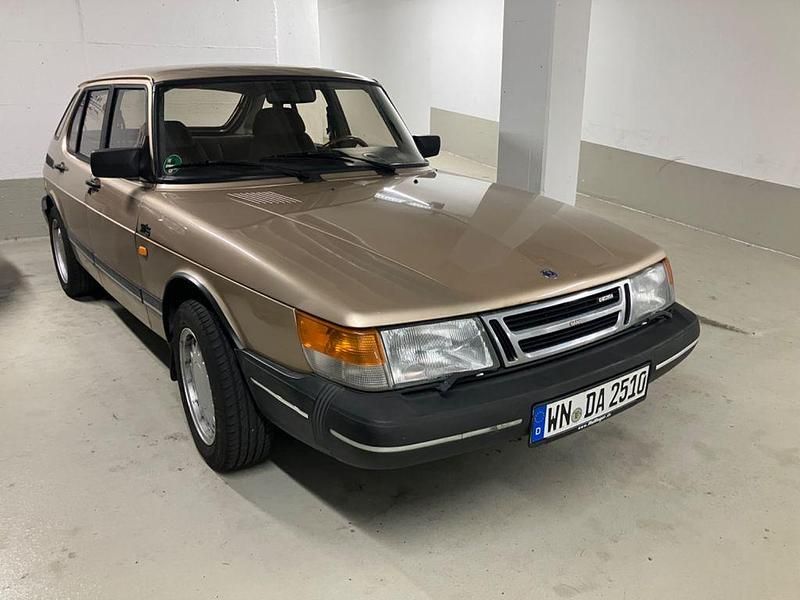 Andere farben Gebraucht 1988 Saab 900 Kleinwagen | 6.300 € - Bild 1/4