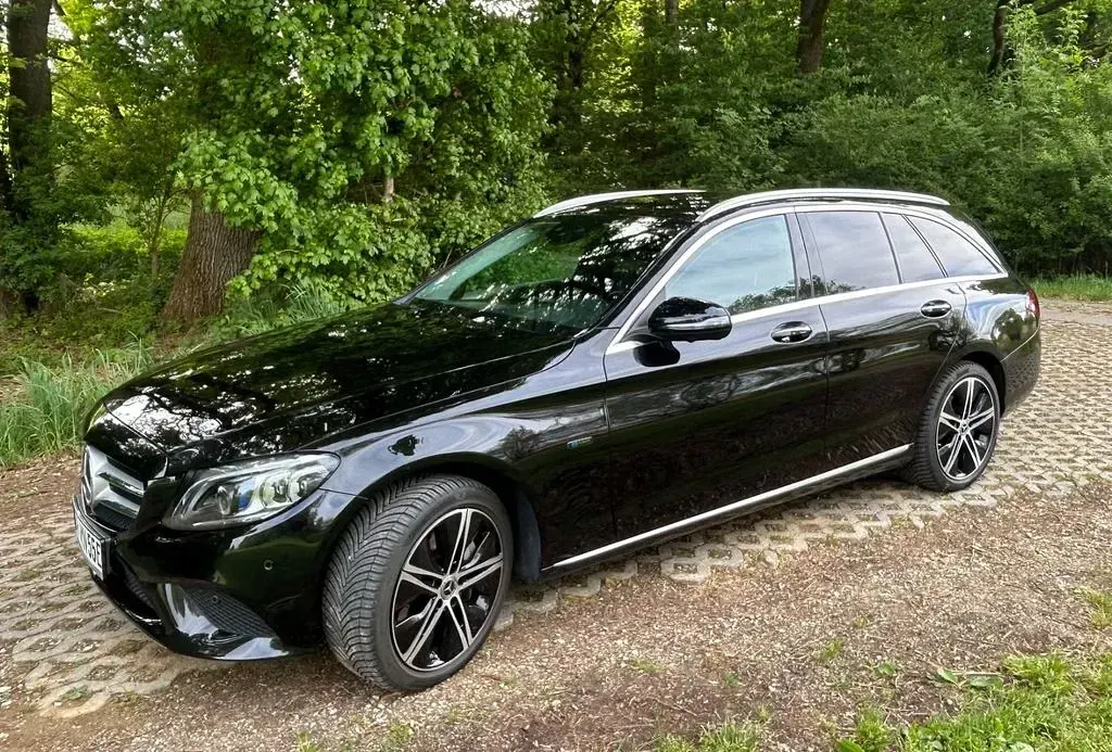Gebraucht Mercedes C300e 320 PS (235 kW) 2020 Schwarz Limousine