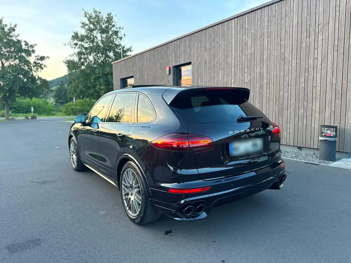 Gebraucht Porsche Cayenne Chrono 385 PS (283 kW) 2015 Schwarz SUV