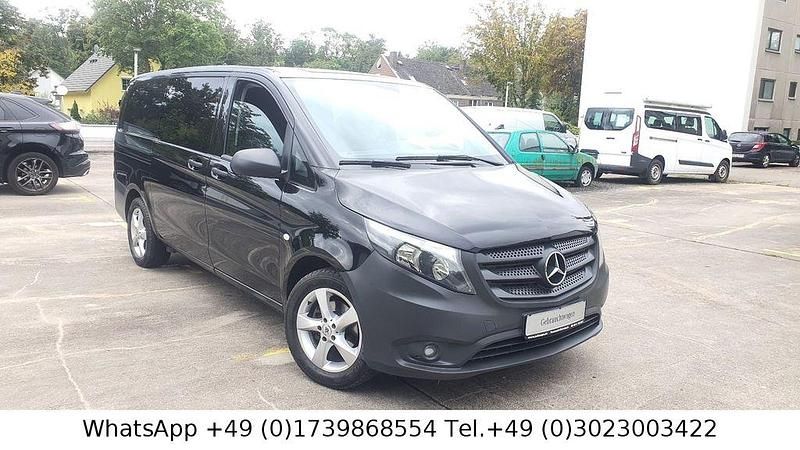 Schwarz Gebraucht 2021 Mercedes Vito Van / Kleinbus | 20.900 € (Fairer Preis) - Bild 1/4