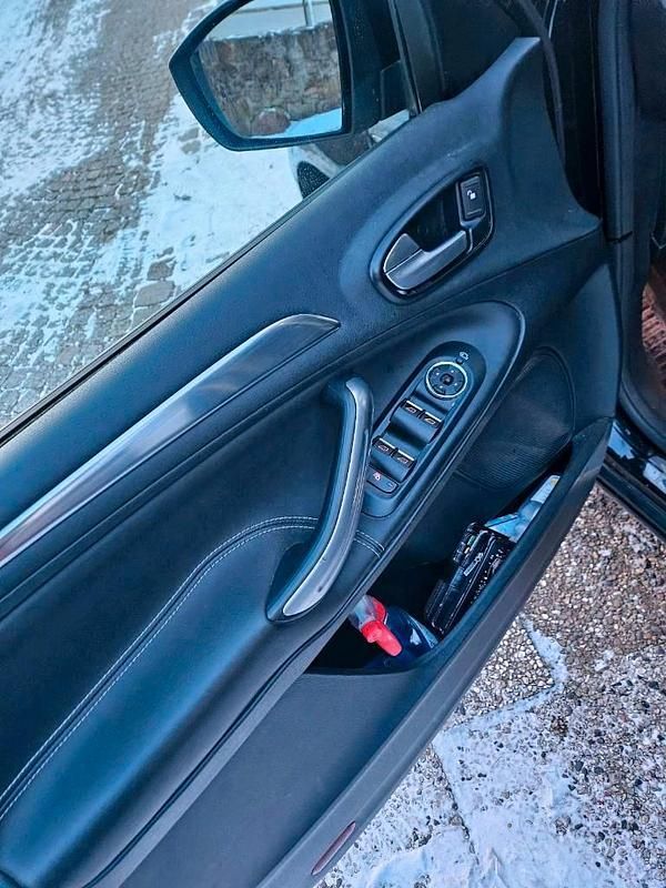 Gebraucht Ford S-MAX S 203 PS (149 kW) 2010 Schwarz Van / Kleinbus