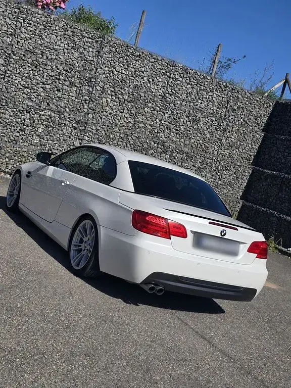 Gebraucht BMW 330 Cabriolet Performance 245 PS (180 kW) 2010 Weiß Cabrio