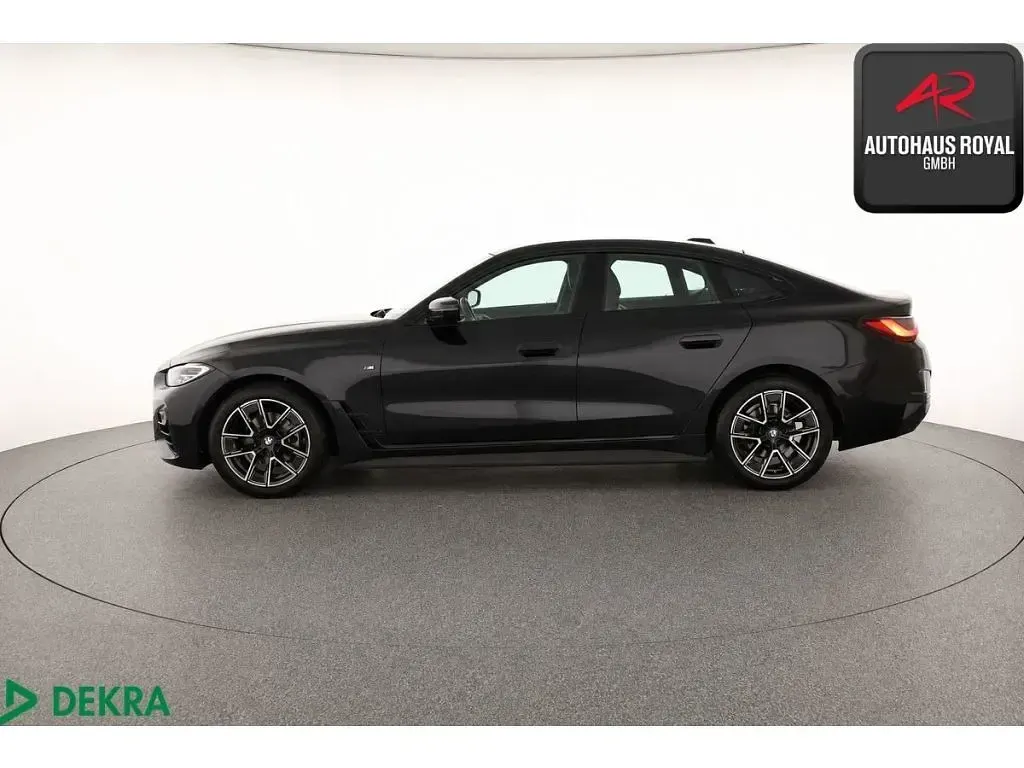Gebraucht BMW 420 Coupé Sport Line 190 PS (139 kW) 2023 Schwarz (metallic) Coupé