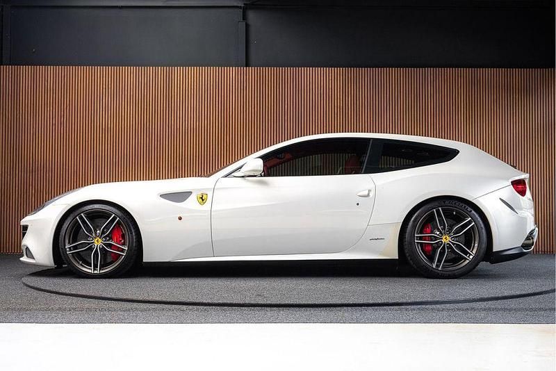 Gebraucht Ferrari FF 661 PS (486 kW) 2012 Weiß Kombi