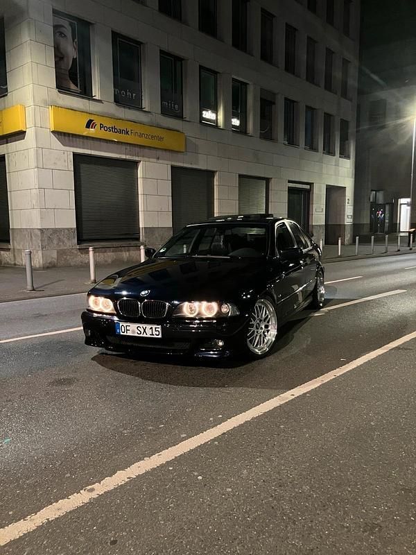 Schwarz Gebraucht 2001 BMW 530 M Sport Limousine | 7.500 € (Etwas zu teuer) - Bild 1/4