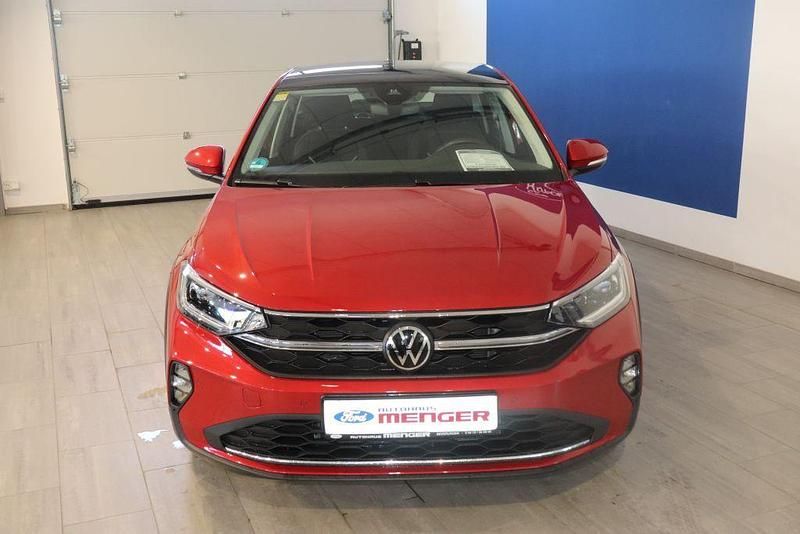 Gebraucht VW Taigo Style 150 PS (110 kW) 2023 Rot SUV