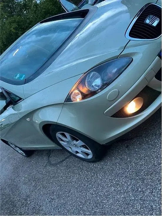 Gebraucht Seat Altea 105 PS (77 kW) 2005 Orange Van / Kleinbus