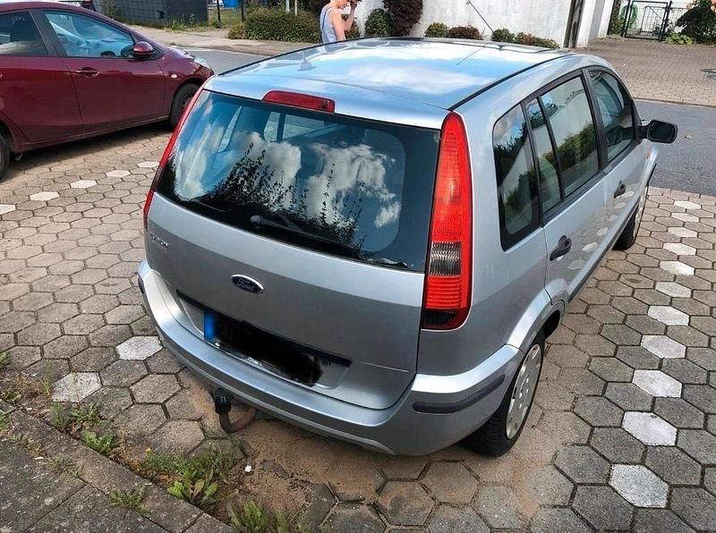 Second-hand Ford Fusion 2003 Gri Hatchback