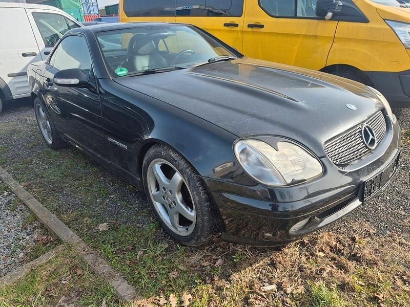 Gebraucht Mercedes SLK230 Edition 197 PS (144 kW) 2002 Schwarz Cabrio