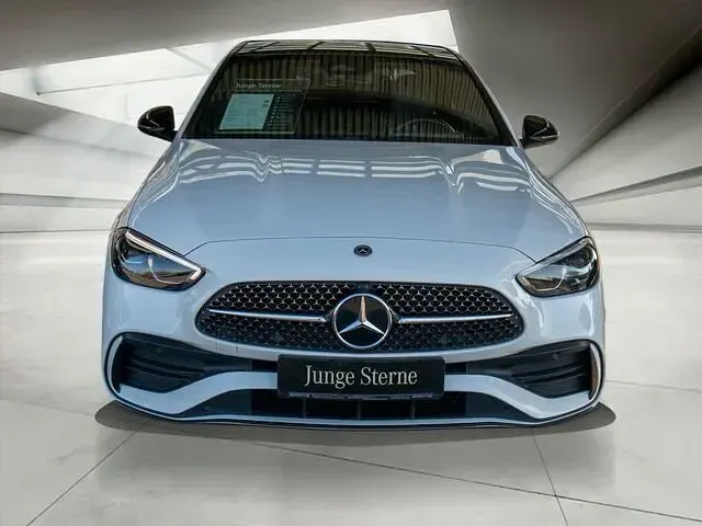 Gebraucht Mercedes C220 AMG 200 PS (147 kW) 2022 Weiß Limousine