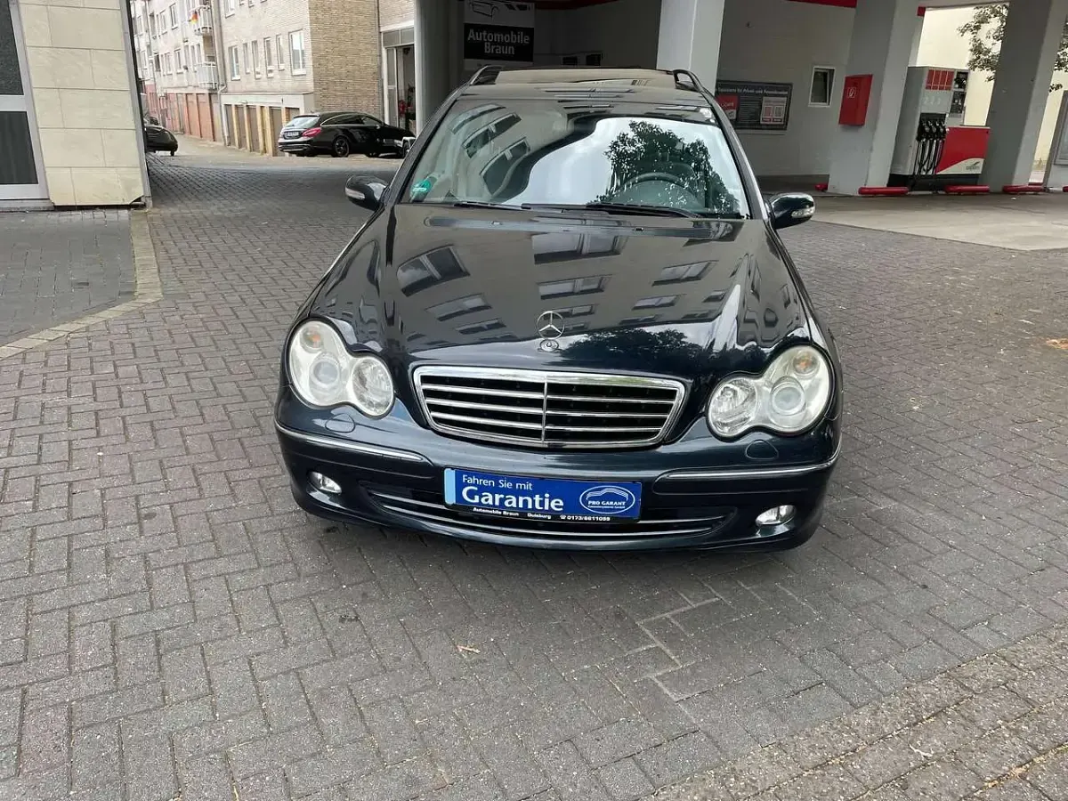 Gebraucht Mercedes C240 Avantgarde 170 PS (125 kW) 2004 Smaragdschwarz Kombi