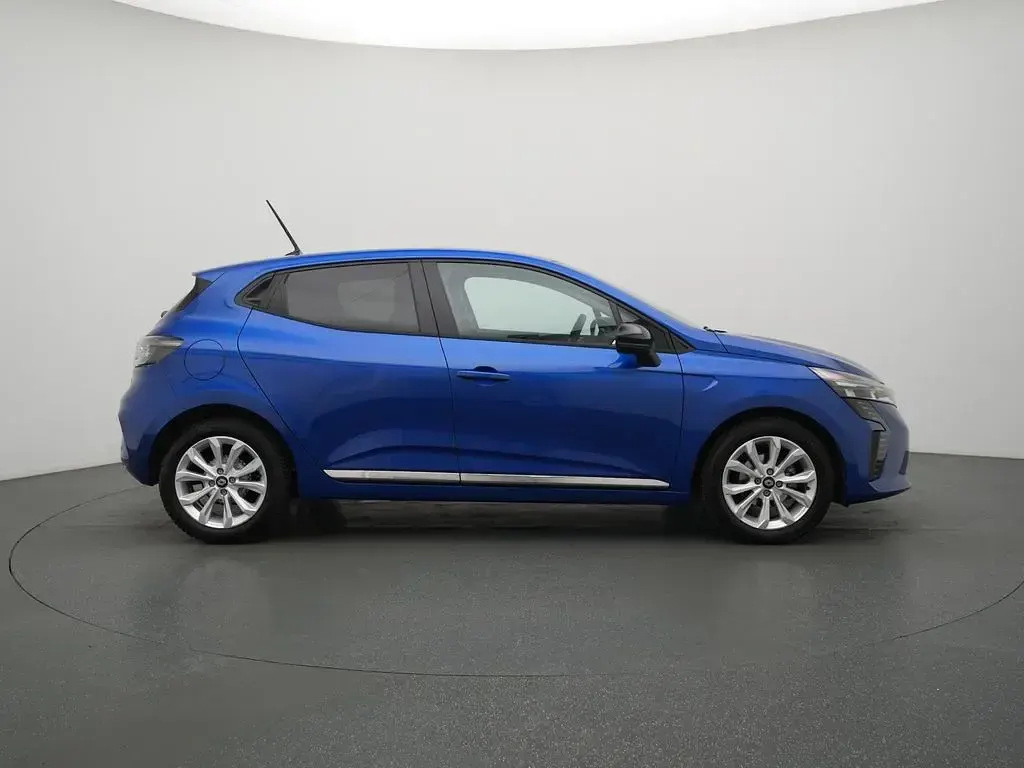 Używany Renault Clio V Evolution 91 KM (66 kW) 2025 Niebieski Hatchback
