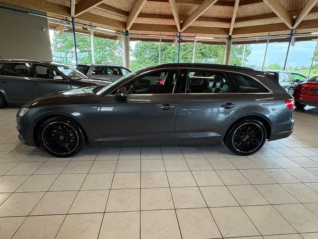 Gebraucht Audi A4 S-Line 231 PS (169 kW) 2019 Grau Kombi