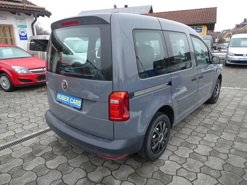 Gebraucht VW Caddy 102 PS (75 kW) 2020 Grau Van / Kleinbus