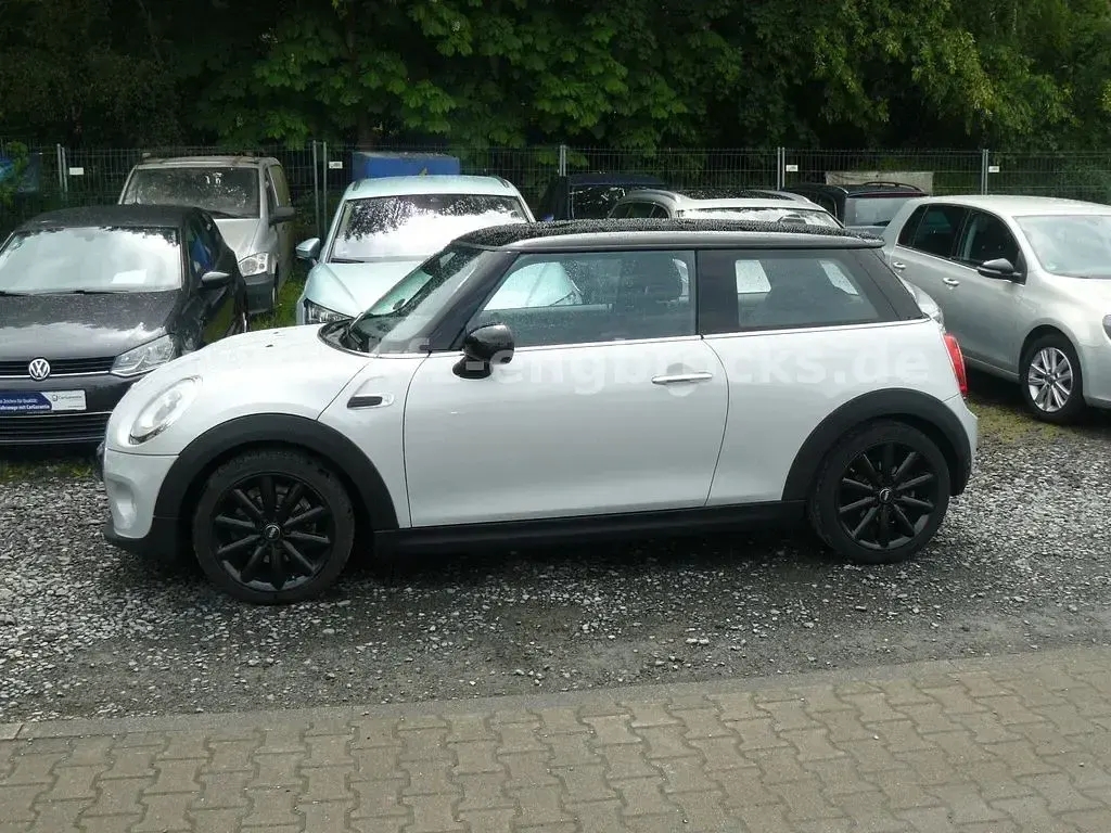 Käytetty Mini Cooper D 116 HP (85 kW) 2014 Hopea Viistoperä