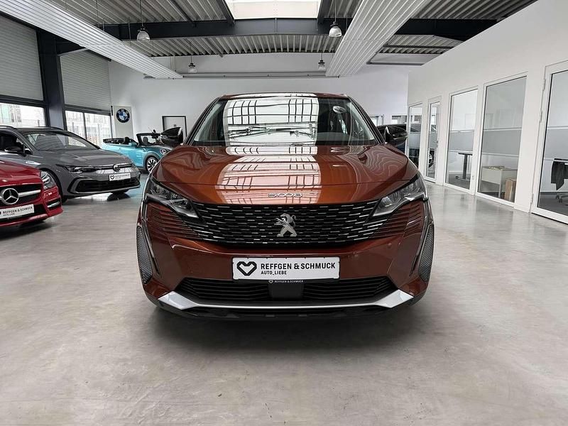 Gebraucht Peugeot 5008 Active 131 PS (96 kW) 2022 Braun (metallic) SUV