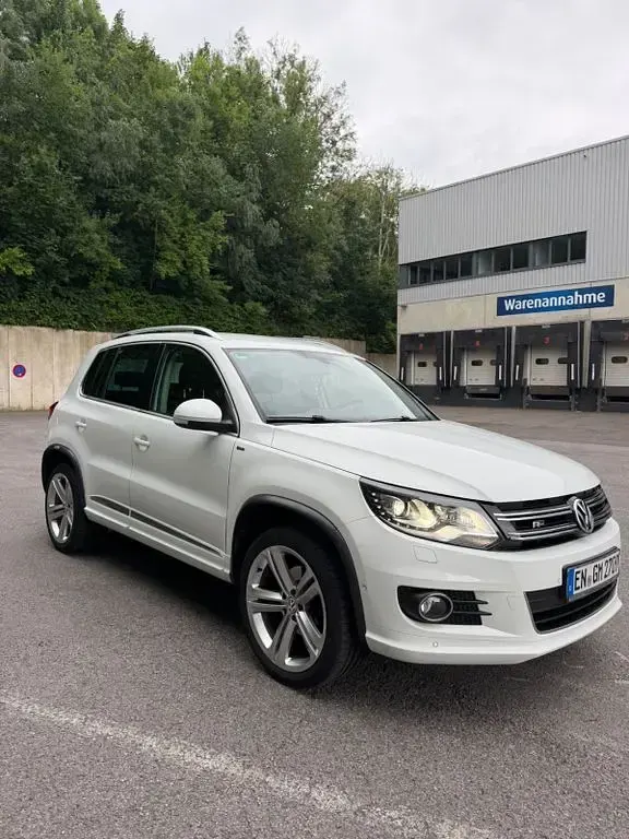 Gebraucht VW Tiguan Sportline 140 PS (102 kW) 2014 Weiß SUV