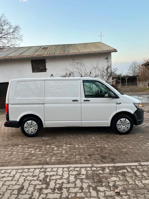 Gebraucht VW Transporter 102 PS (75 kW) 2017 Weiß Van