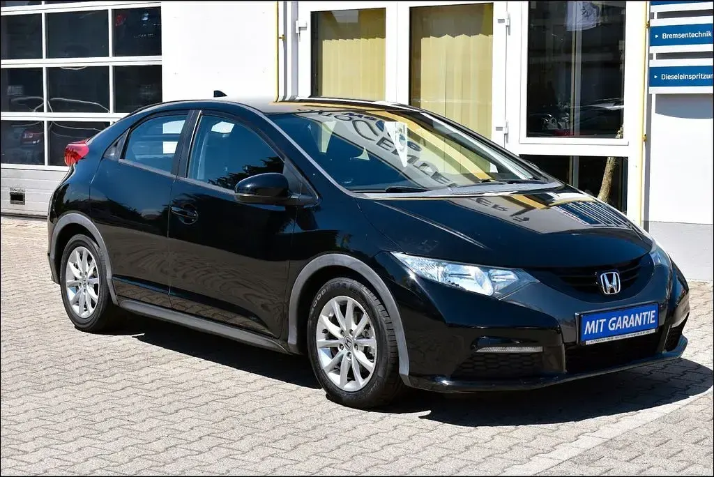 Gebraucht Honda Civic Comfort 99 PS (72 kW) 2013 Schwarz Limousine